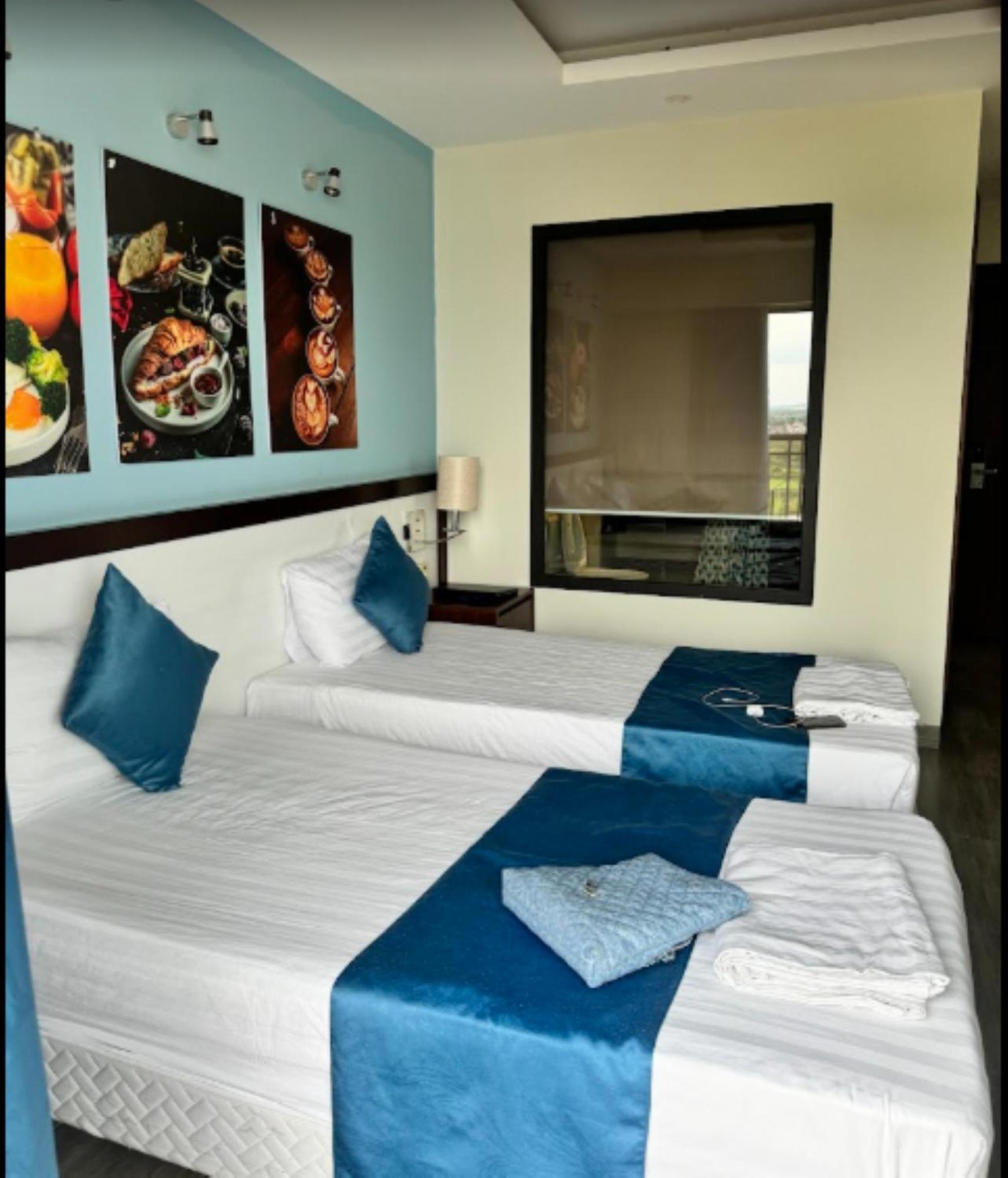 Marissa Hotel Hoang Hoa Exterior photo